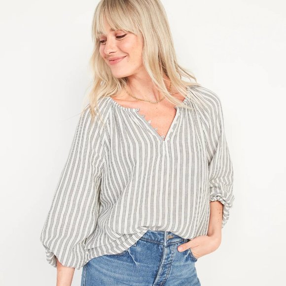 Old Navy Tops - BNWT Old Navy Striped V-neck Blouse